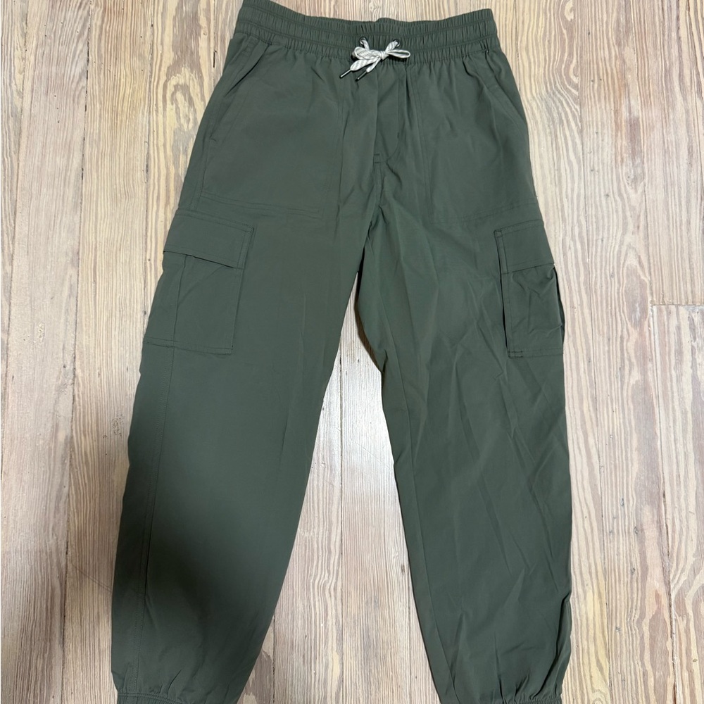 Vuori Olive Green Cargo Jogger Pants